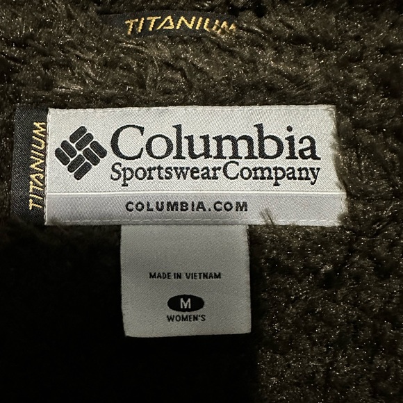 Columbia Titanium Camouflage Winter Jacket - Picture 6 of 8